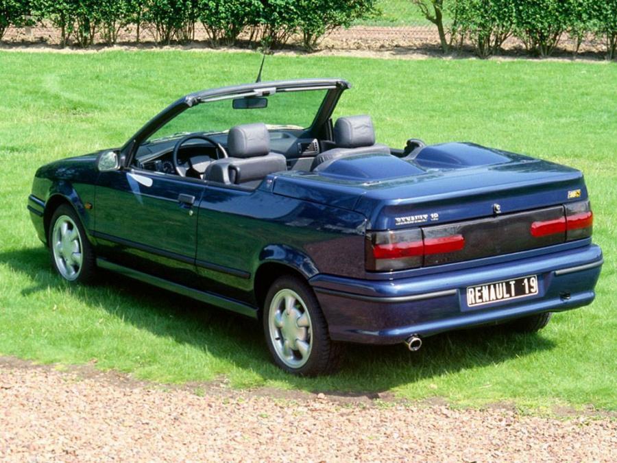  Renault 19 16S Cabriolet 1991 года  (фото 3 из 4)